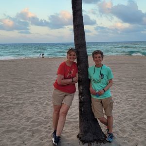 Meet your Posher, Sandy